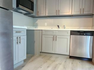 20901 76th Ave W APT 2, Edmonds, WA 98026