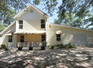 2812 Whisper Oaks Dr, Gulf Breeze, FL 32563