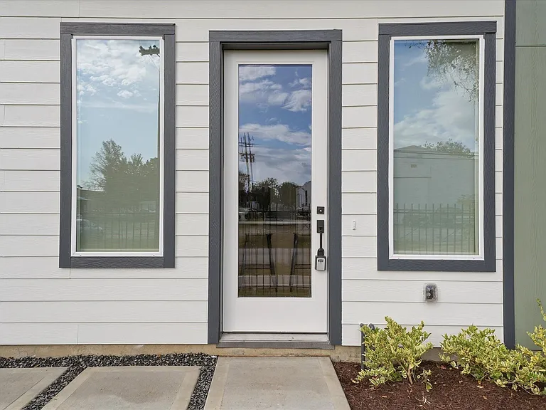 5317 Teodoro Ln — Photo 26