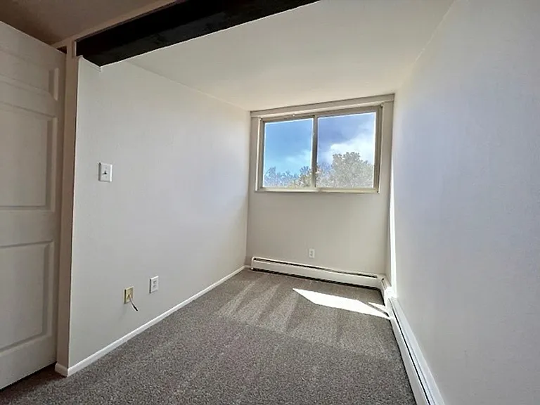 4319 N Carefree Cir — Photo 20