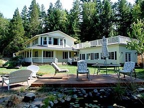 1st image of 255 Carrie St