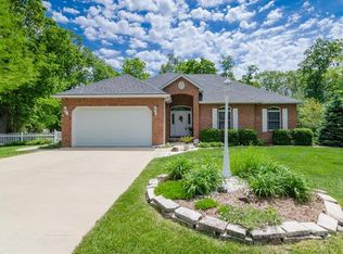 273 Harbor Mill Dr, Troy, IL 62294