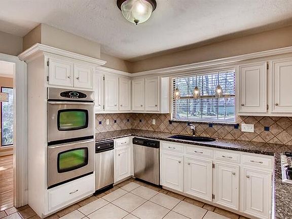 4th image of 5203 Manor Glen Dr