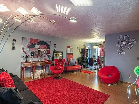 4th image of 5020 Retford Dr