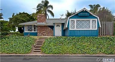 4th image of 329 Irvine Ave
