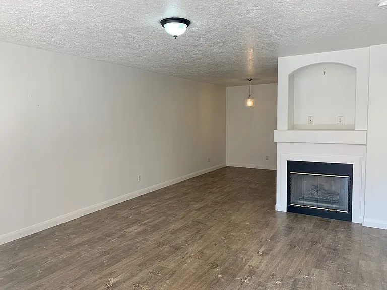 1238 W 360 N #15 — Photo 6