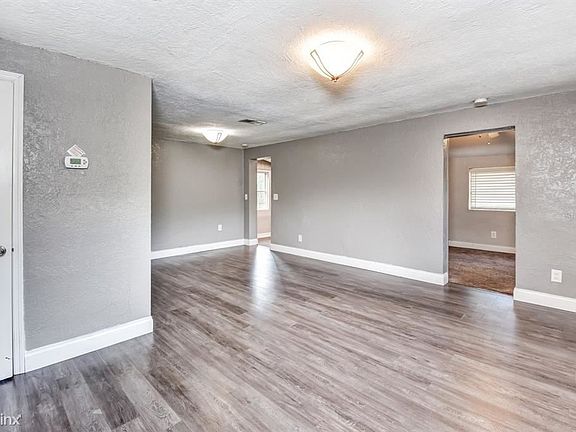 3rd image of 794 Montrose Ave