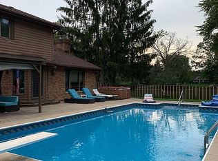 1171 Banbury Ln, New Lenox, IL 60451