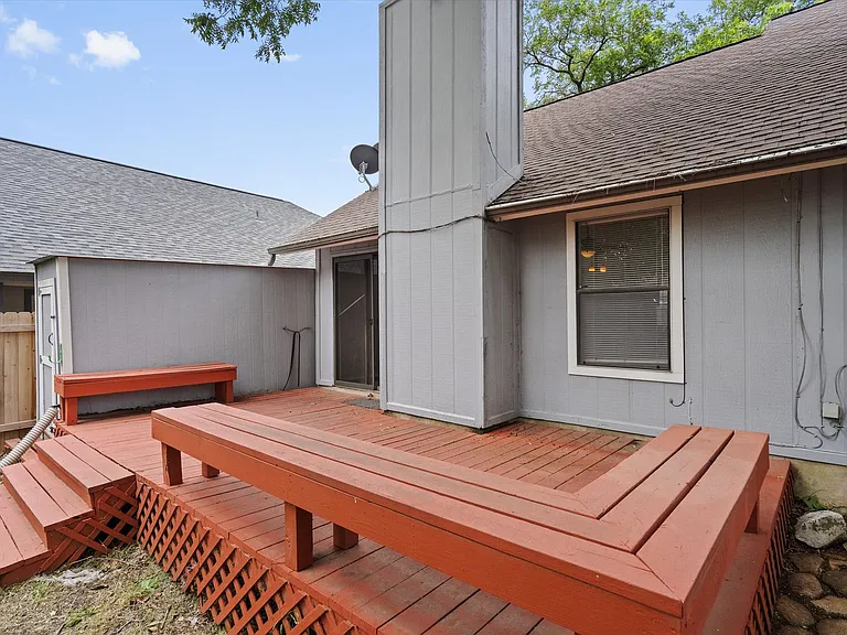 9901 Willers Way — Photo 28