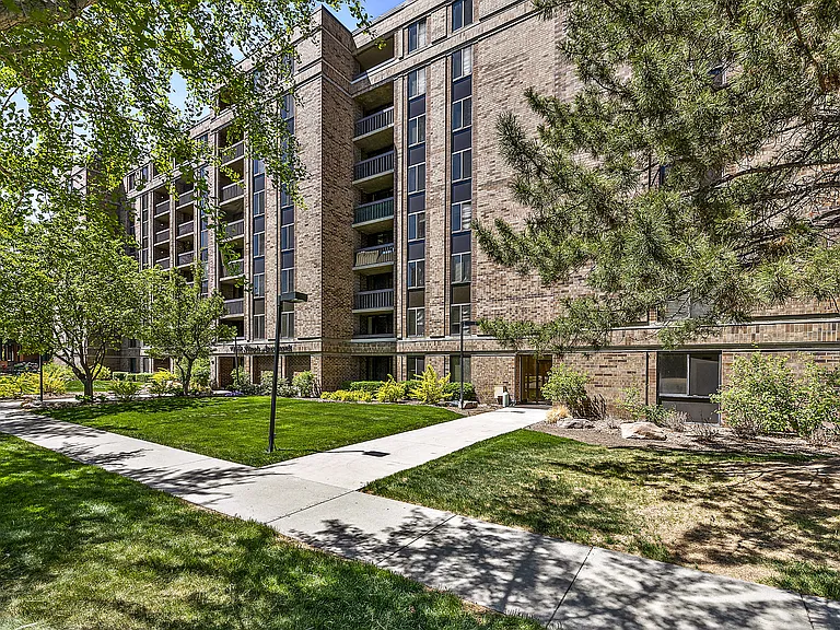 West Temple Apartments — Photo 24