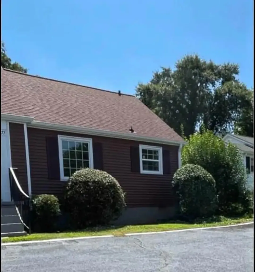 3 bed, 1.5 bath, 2000 sqft, $1,995 — Photo 3