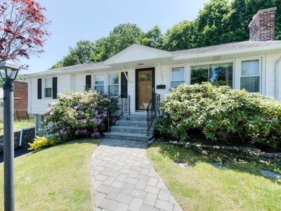 6 Hillsboro Rd, Worcester, MA, 01605