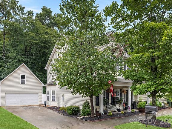 4th image of 11434 Heritage Green Dr