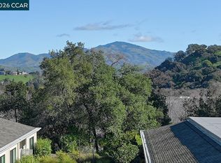 1548 Golden Rain Rd APT 9, Walnut Creek, CA 94595