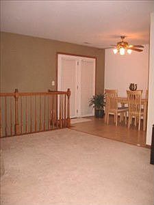 4th image of 117 Village Creek Dr