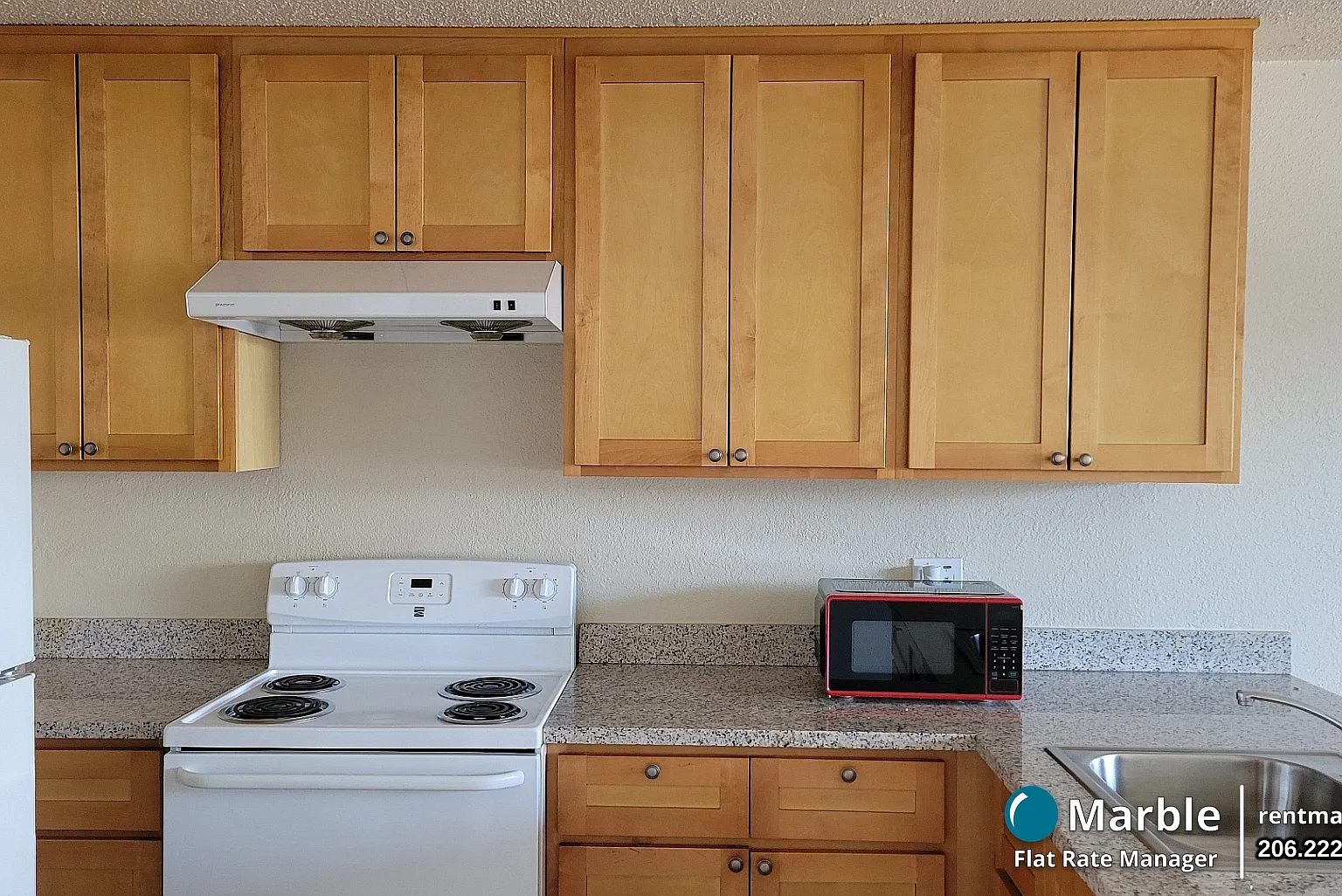 847 E Main St — Photo 2