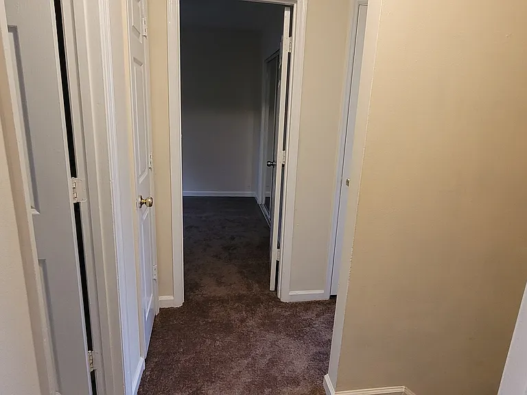 2082 Montgomery Trl — Photo 14