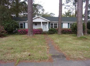 3100 Parkwood Dr, Brunswick, GA 31520
