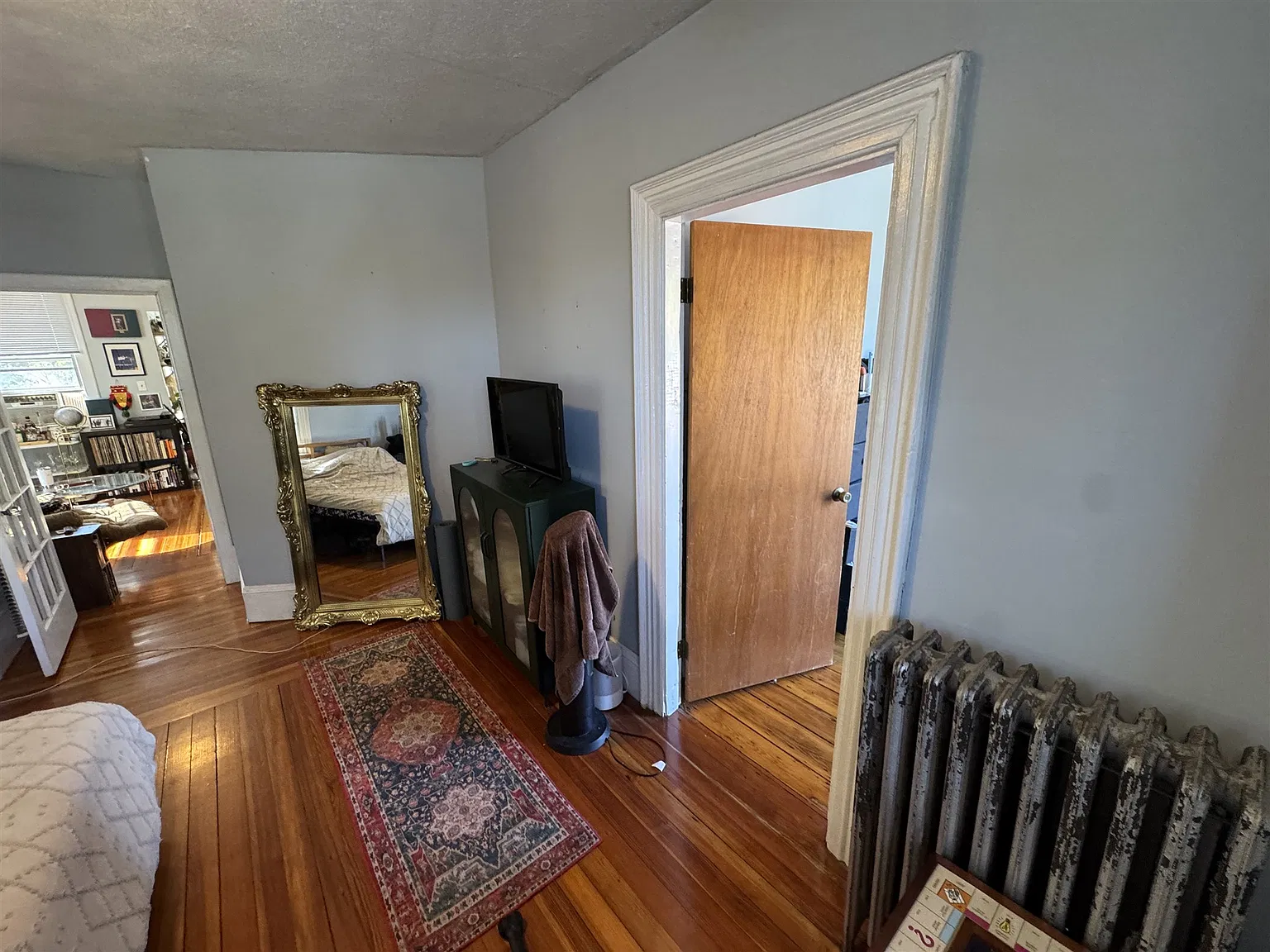 2 bed, 900 sqft, $2,995 — Photo 3