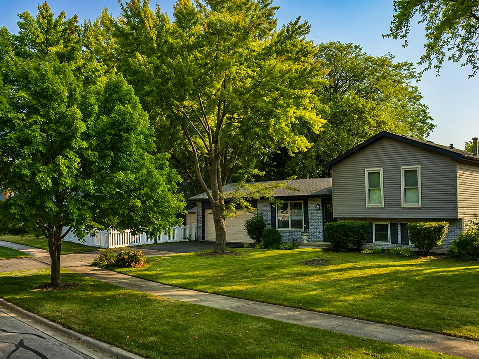 4 N Birchwood Dr