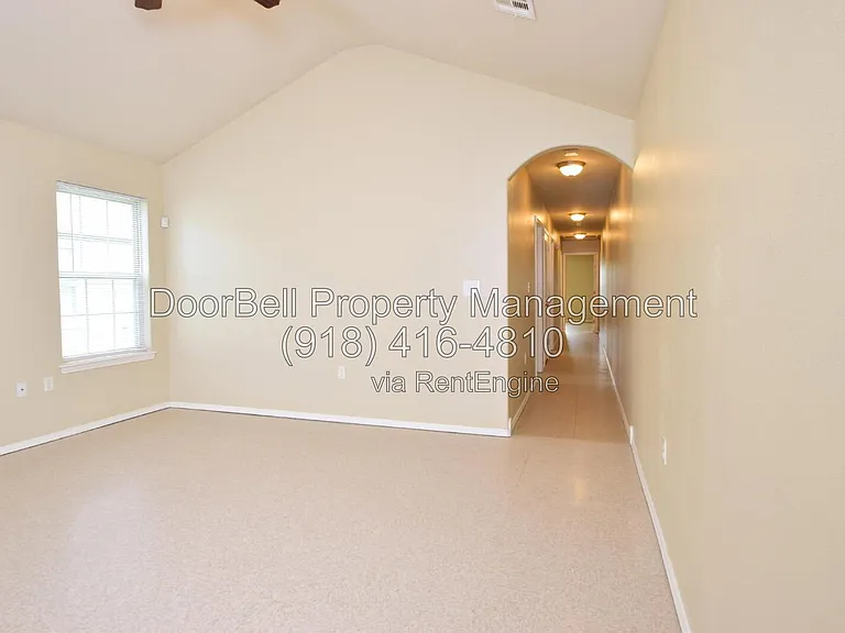 6009 S Madison Pl — Photo 10