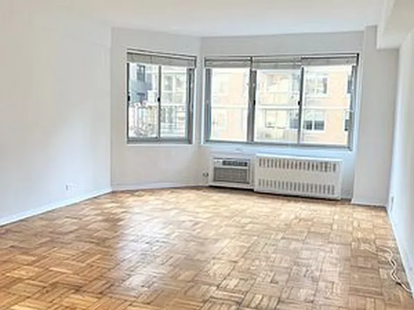 225 E 46th St APT 11C, New York, NY 10017