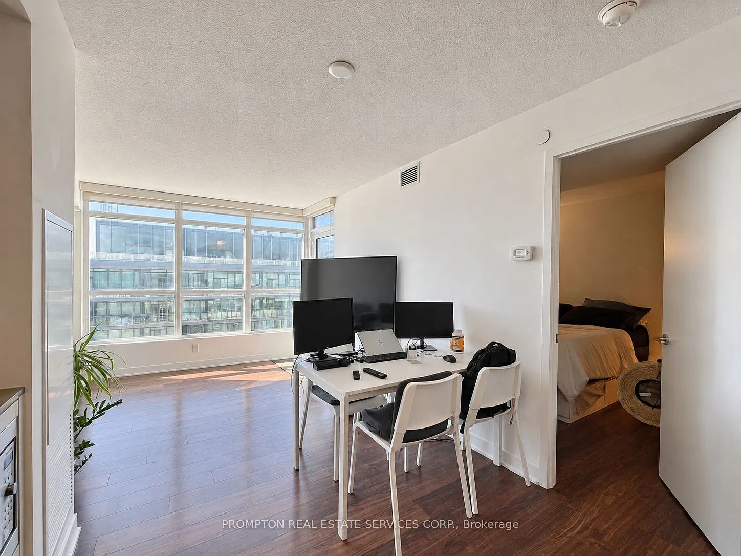 80 Queens Wharf Rd — Photo 3