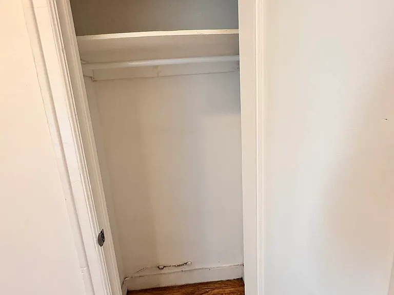 28-46 34th St #2A — Photo 7