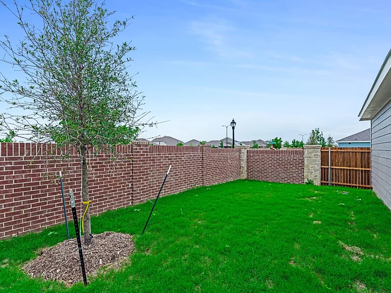7109 Gray Wolf Ln — Photo 8
