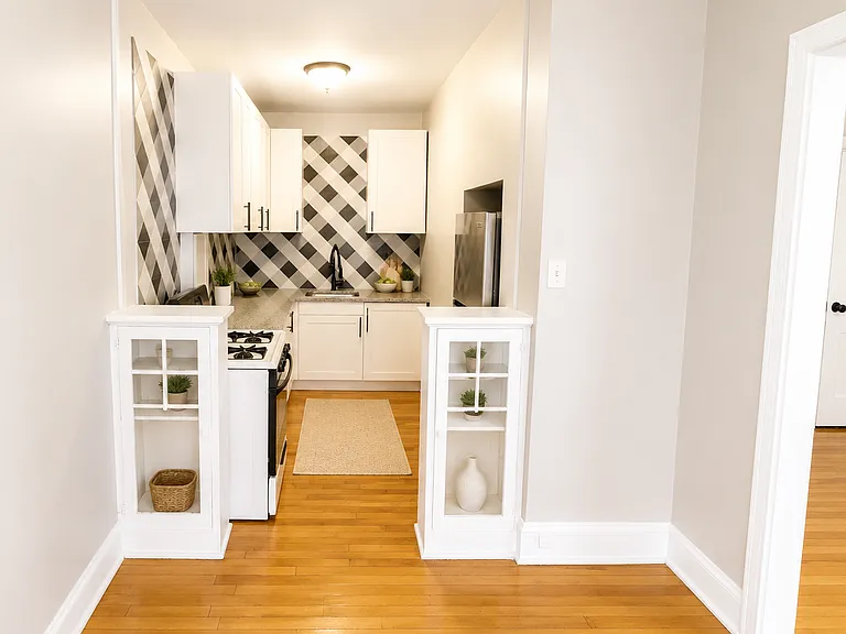 3137 Aldrich Ave S #101 — Photo 6