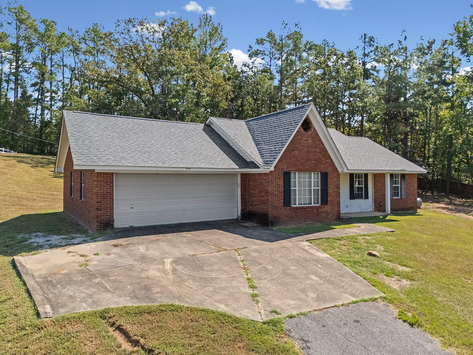 3 bed, 1650 sqft, $1,950 — Photo 3