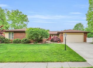 311 Floral Park Dr, Savoy, IL