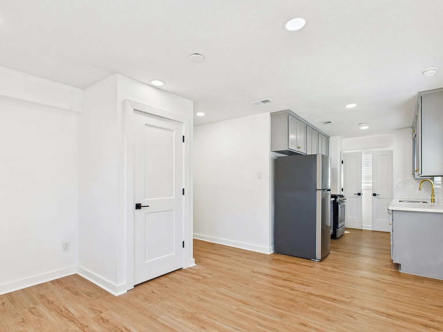 1 bed, 1.0 bath, 500 sqft, $1,175 — Photo 3