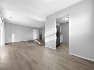 4525 Prescott Ave APT 2W, Lyons, IL 60534