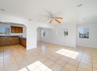 423 W Century Blvd, Los Angeles, CA 90003