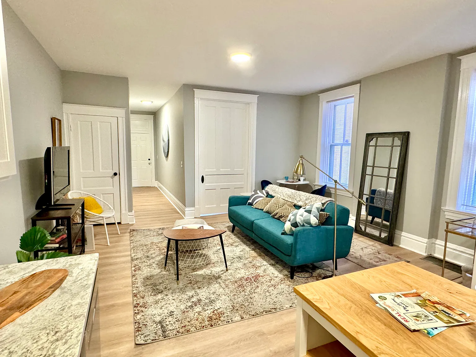 3430 Grace Ave — Photo 4