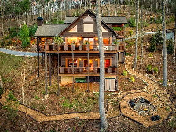 5th image of 267 Oasis Dr