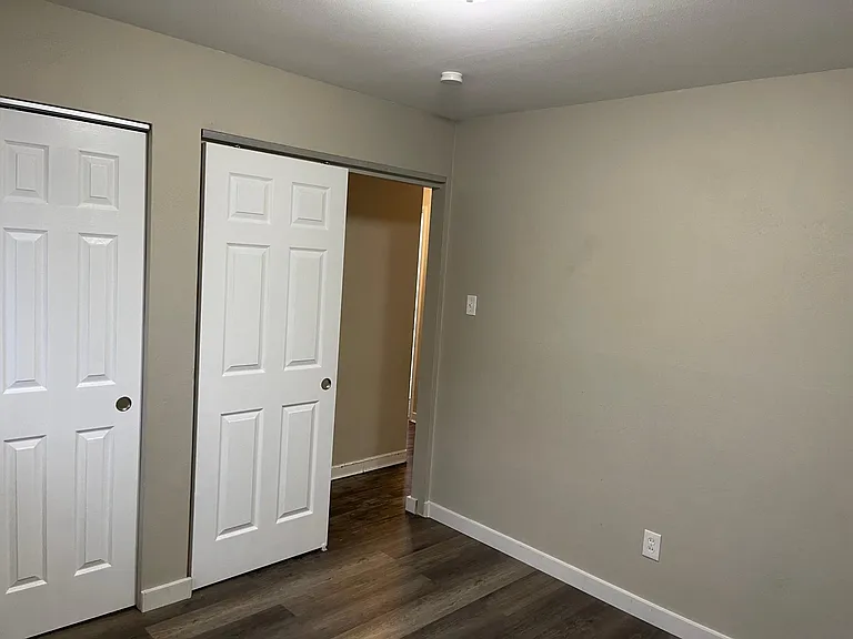 549 Holiday Ave — Photo 13