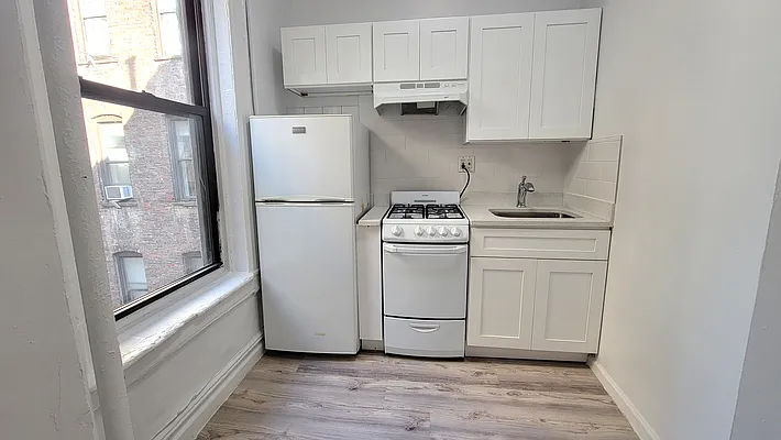 Rented by Oxford Property Group | media 13