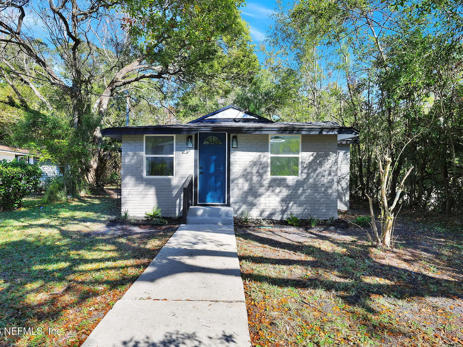 2 bed, 1.0 bath, 1079 sqft, $1,400 — Photo 2