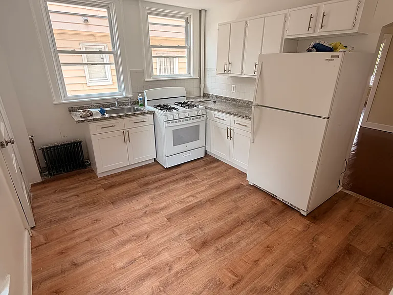 28 Ludlow St #1 — Photo 4
