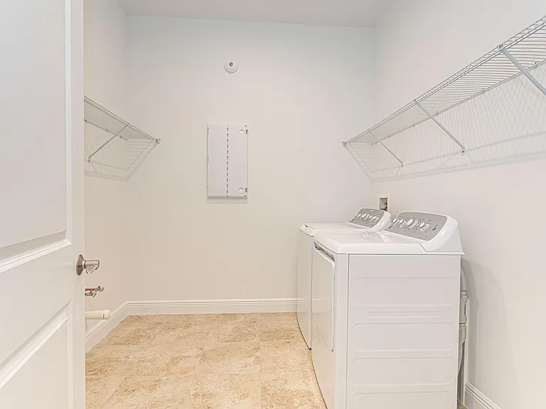 9155 SW Esule Way — Photo 21