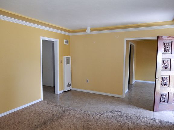 3rd image of 5605 Olvera Ave