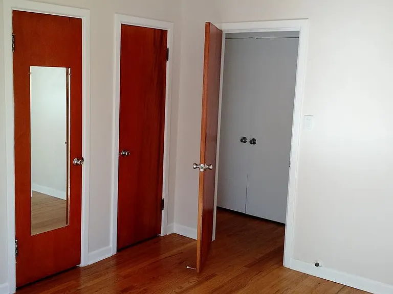 Front Bedroom facing hall