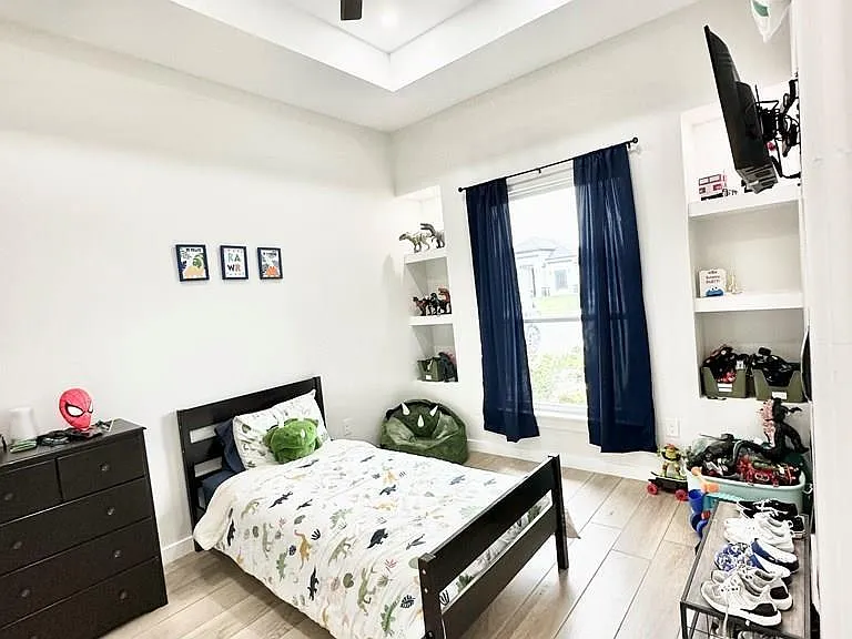 401 Tamarindo Ln — Photo 28