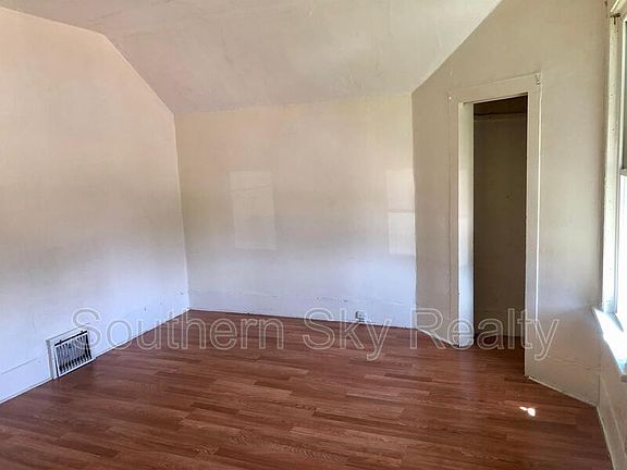 5th image of 677 Vernon Odom Blvd #2