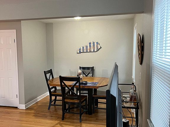 4th image of 8313 W Dana St #8313