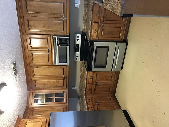 3rd image of 1538 Charity Ln #B