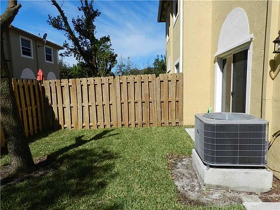 3rd image of 14110 SW 51st Ct