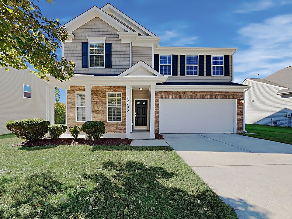 1st image of 12703 Oakton Hunt Dr